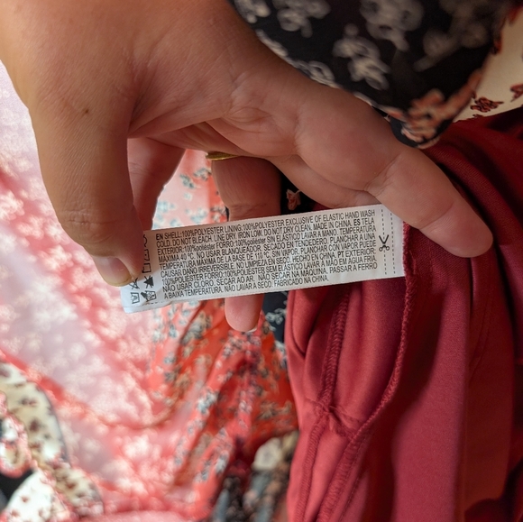 Forever 21 Boho Floral Patchwork Off Shoulder Midi Dress Women Medium Red Black - Picture 4 of 10